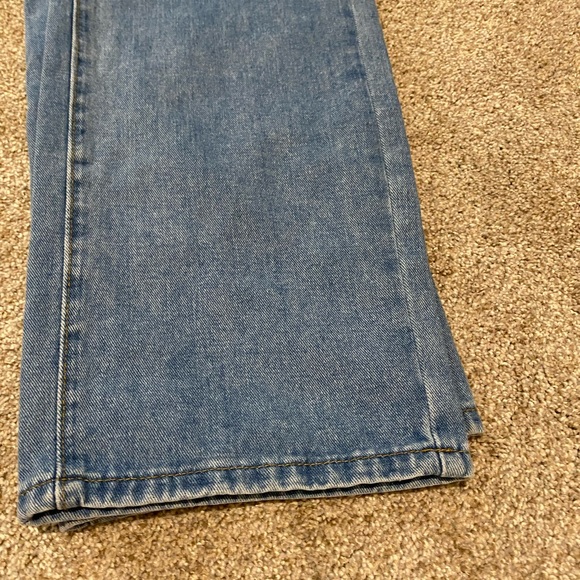 SHEIN size small, wide leg denim. Medium wash. - Picture 4 of 7